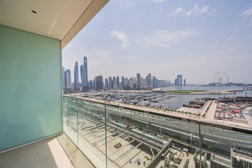 2 Bedrooms Apartment in Sunrise Bay Tower 1