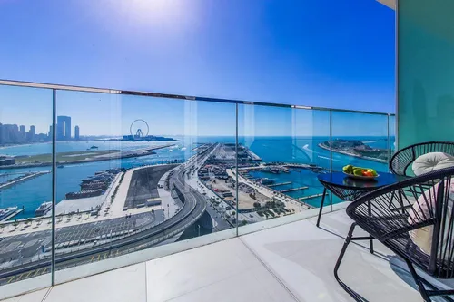 2 Bedrooms Apartment in Sunrise Bay Tower 1