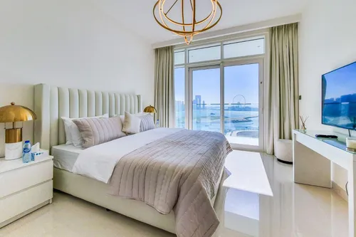 2 Bedrooms Apartment in Sunrise Bay Tower 1