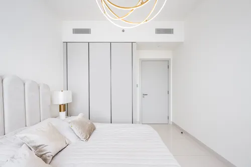 2 Bedrooms Apartment in Sunrise Bay Tower 1