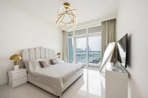2 Bedrooms Apartment in Sunrise Bay Tower 1