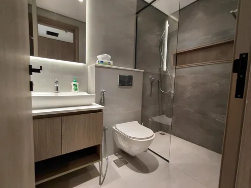  Apartment in Laya Heights