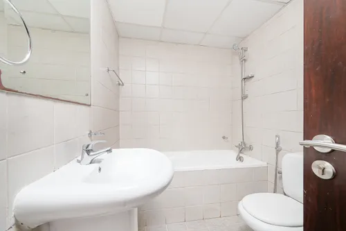 2 Bedrooms Apartment in Dubai Arch