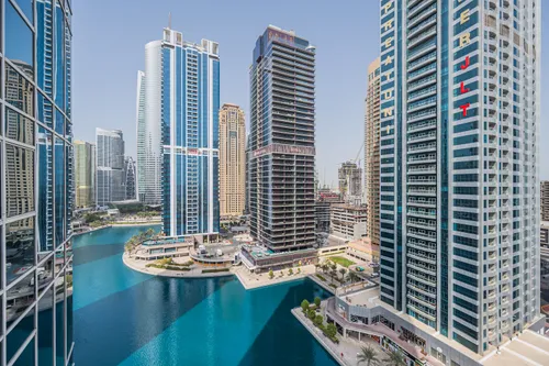 3 Bedrooms Apartment in Laguna Tower