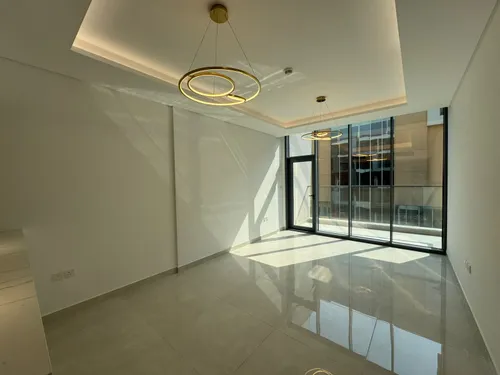 Low Floor | Spacious 1 Bedroom | Mass Residence