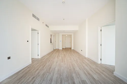 2 Bedrooms Apartment in Trident Grand Residence