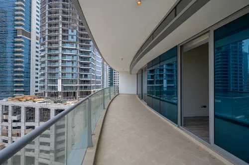 2 Bedrooms Apartment in Trident Grand Residence