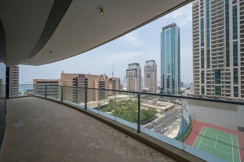 2 Bedrooms Apartment in Trident Grand Residence