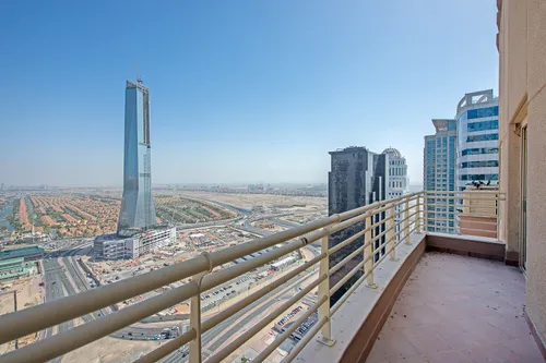 2 Bedrooms Apartment in Icon Tower 1
