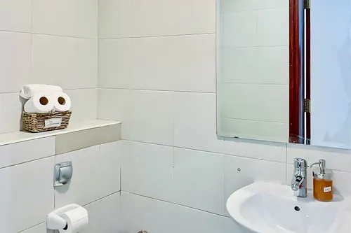 2 Bedrooms Apartment in Icon Tower 1