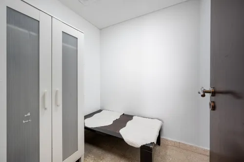 2 Bedrooms Apartment in Icon Tower 1