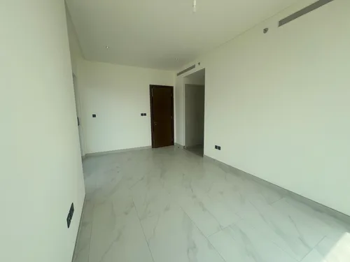 3 Bedrooms Apartment in The Crest Tower A