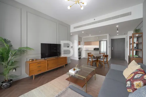 Exclusive | Palm View | Parisian Designer