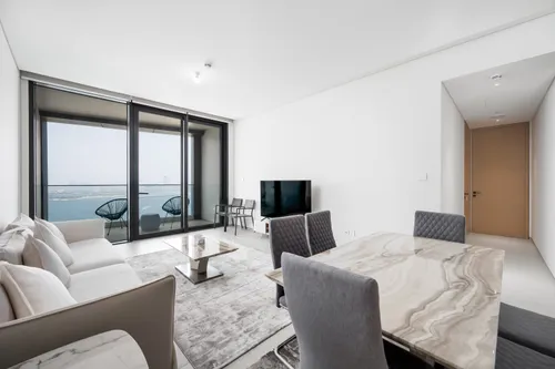2 Bedrooms Apartment in Jumeirah Gate Tower 1