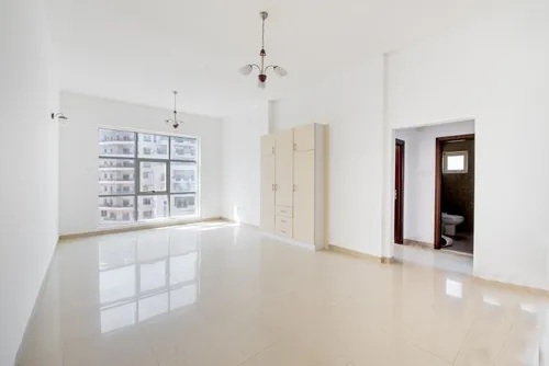 2 Bedrooms Apartment in Silicon Avenue
