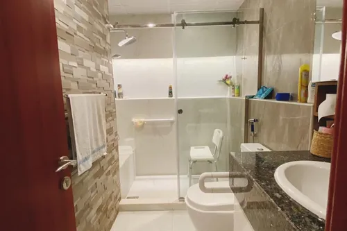 3 Bedrooms Apartment in Murjan 1
