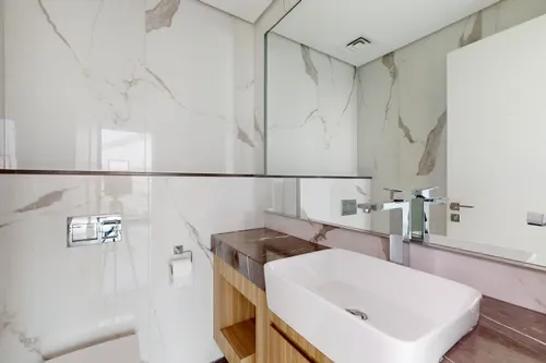 1 Bedroom Apartment in Pinnacle