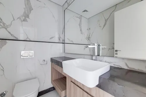 1 Bedroom Apartment in Pinnacle