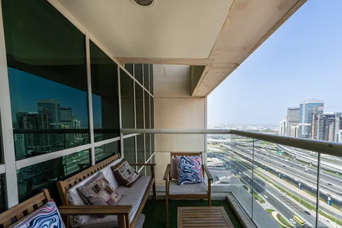 Near Metro | Marina Skyline View | VOT
