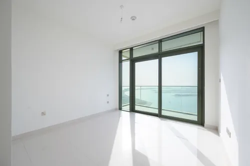 2 Bedrooms Apartment in Beach Vista 2
