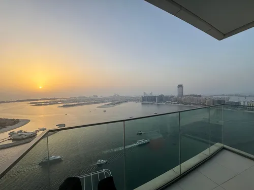 2 Bedrooms Apartment in Beach Vista Tower 2