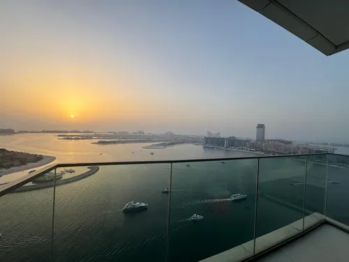 2 Bedrooms Apartment in Beach Vista Tower 2