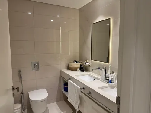 2 Bedrooms Apartment in Beach Vista Tower 2