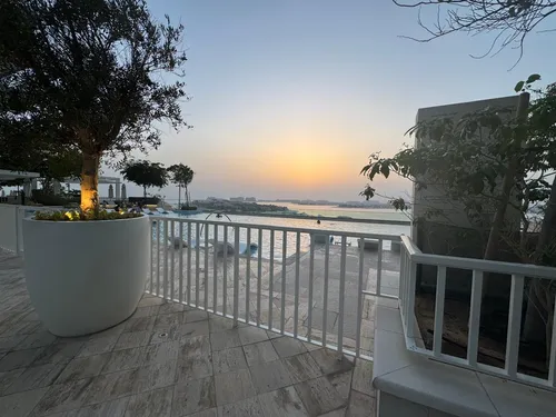 2 Bedrooms Apartment in Beach Vista Tower 2