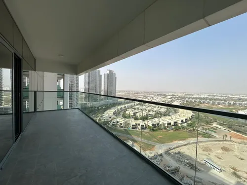 2 Bedrooms Apartment in Golf Gate
