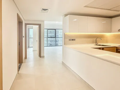 2 Bedrooms Apartment in Radiant Square