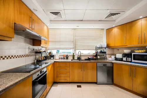 3 Bedrooms Apartment in Trident Waterfront