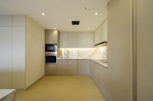 4 Bedrooms Apartment in Sadaf 8