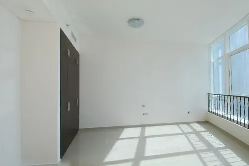 2 Bedrooms Apartment in Hydra Avenue Towers