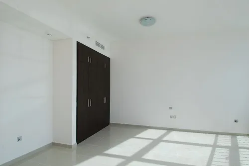 2 Bedrooms Apartment in Hydra Avenue Towers
