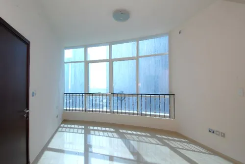 2 Bedrooms Apartment in Hydra Avenue Towers