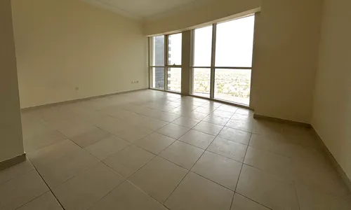 Spacious Layout | Mid Floor | Vacant