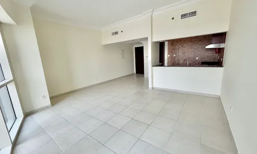 Apartment in Lake Shore Tower