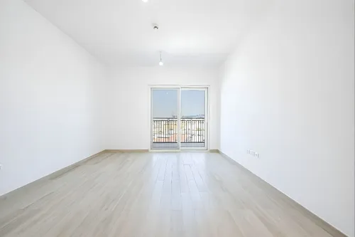  Apartment in Waters Edge