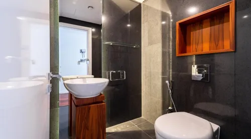 3 Bedrooms Apartment in Maze Tower
