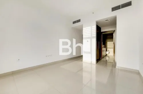 2 Bedrooms Apartment in Mulberry 2