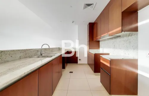 2 Bedrooms Apartment in Mulberry 2