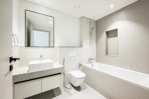 3 Bedrooms Apartment in Marina Vista Tower 2