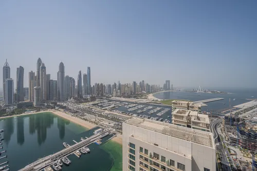 3 Bedrooms Apartment in Marina Vista Tower 2