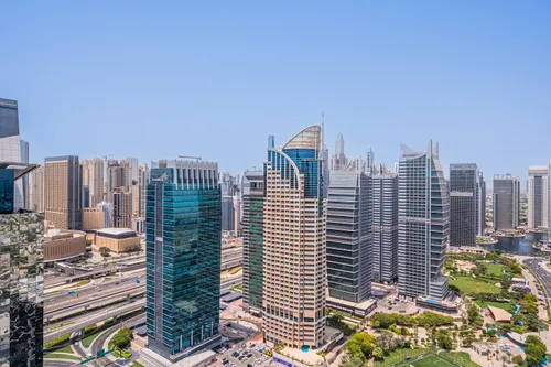 3 Bedrooms Apartment in Dubai Arch