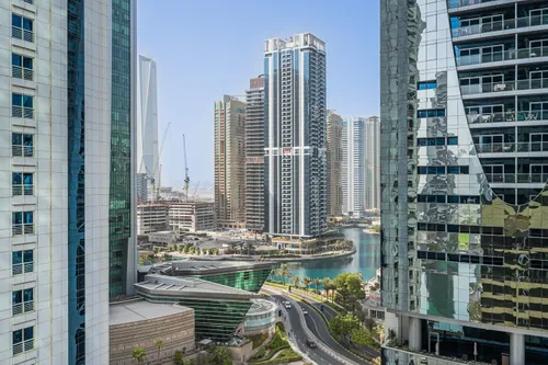 2 Bedrooms Apartment in Lake City Tower