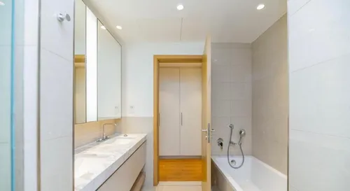3 Bedrooms Apartment in Acacia C