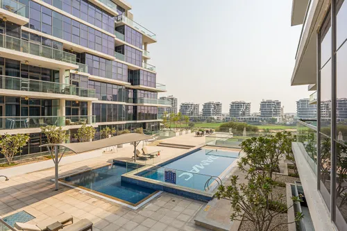 Vacant | Exclusive | Pool & Golf Course View