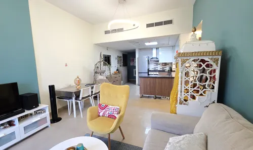 2 Bedrooms Apartment in Azizi Star