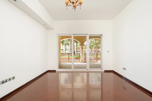 2 Bedrooms Apartment in Marina Residence 1