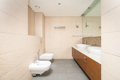 2 Bedrooms Apartment in Marina Residence 1